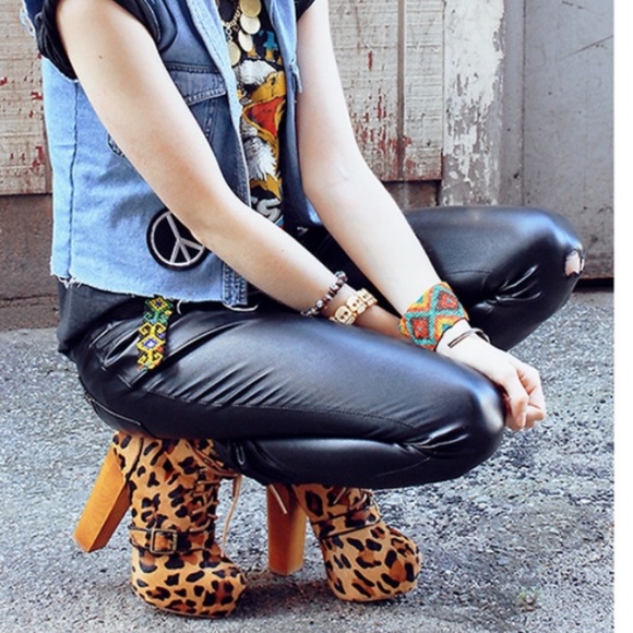 Steve Madden Taupe Booties - Picture 5 of 5